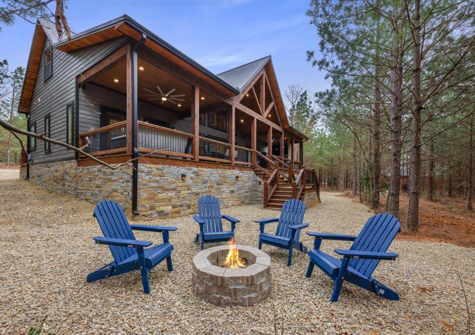 Lone Pine Lodge. Brand New! 2 Bedroom Luxury Cabin. 브로큰보우 외부 사진