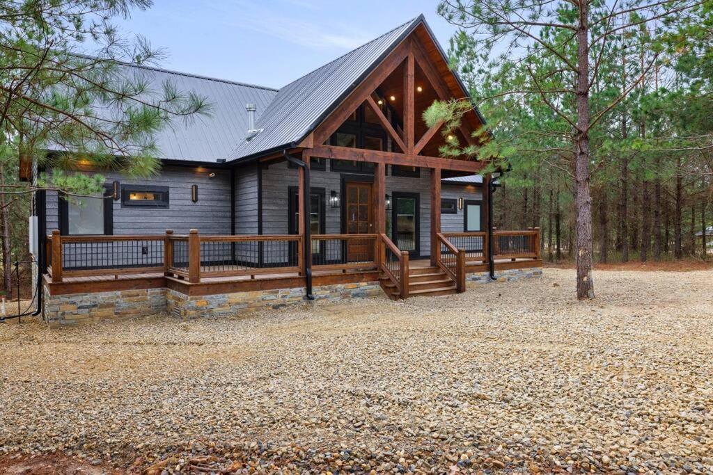 Lone Pine Lodge. Brand New! 2 Bedroom Luxury Cabin. 브로큰보우 외부 사진