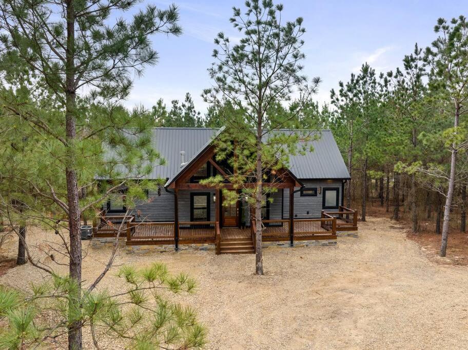 Lone Pine Lodge. Brand New! 2 Bedroom Luxury Cabin. 브로큰보우 외부 사진